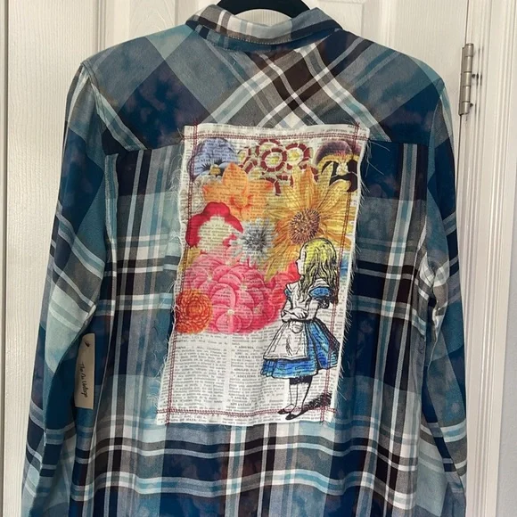 Plaid button up shirt with “Alice“ patch on back. Brand new/tag still atrached! - Picture 3 of 7
